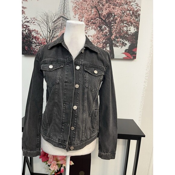 Gap Women’s  Denim Jacket Medium Wash XS Long Sleeve Button Down With Pockets - Picture 2 of 15